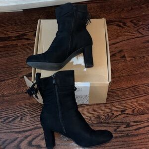 Journee collection Zuri bootie